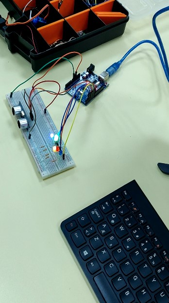 Mesafe sensörü ile led yakıp söndürme